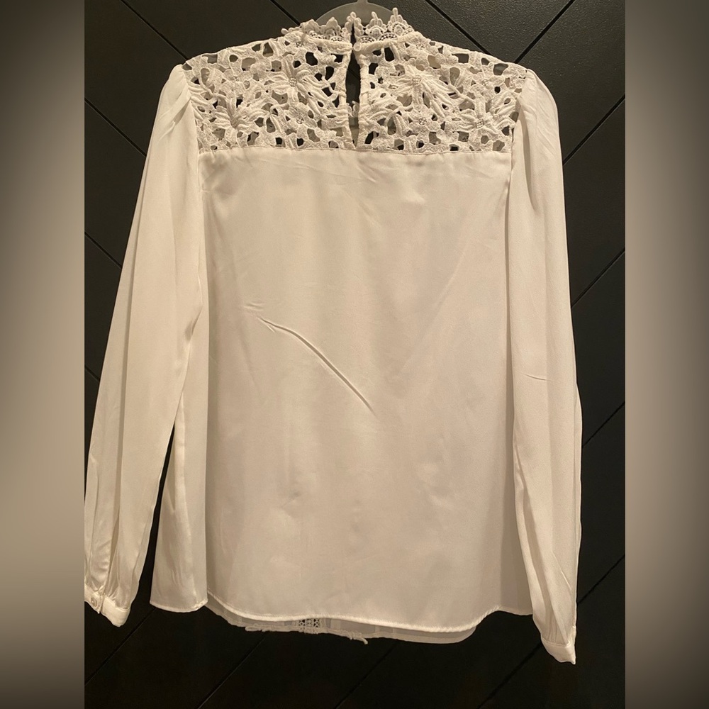 Halogen Lace blouse - Picture 3 of 5